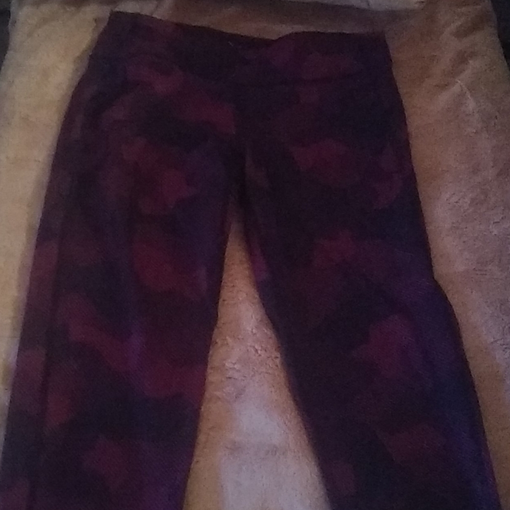 Old Navy Active Exercise Pants. Size Large.